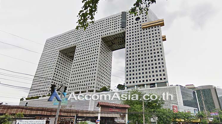  2  Office Space For Rent in Phaholyothin ,Bangkok MRT Chatuchak Park at Elephant Building AA15151